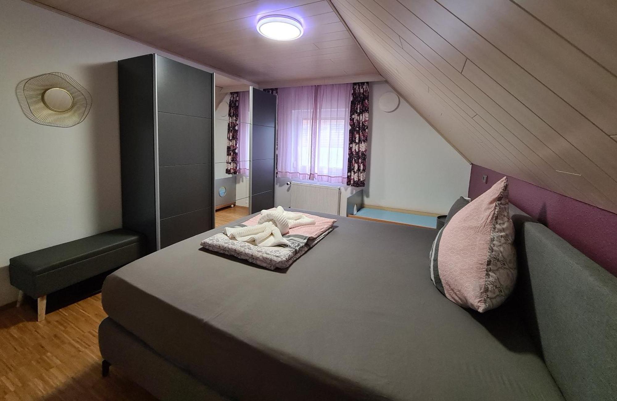 Ferienwohnung Pflueger Mit Terrasse Lauda-Königshofen Esterno foto